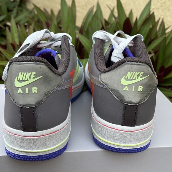 NIKE AIR FORCE 1 LV8 WMNS - Picture 14 of 16